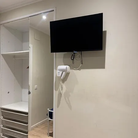 Privatunterkunft Central Room